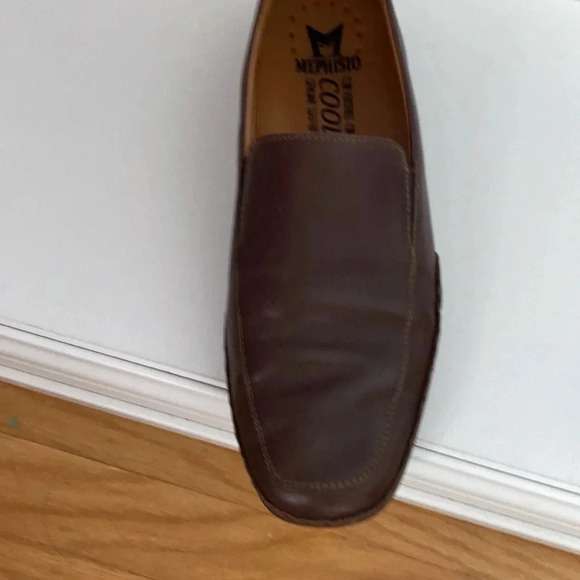Mephisto brown leather slip ons size 9 1/2 main image 6